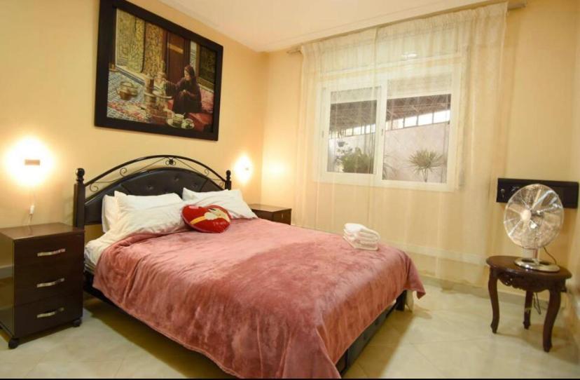 Appartement Elegant Et Climatise Au Centre Avec Terrasse - Proche Plage Et Attractions ! 탕헤르 외부 사진